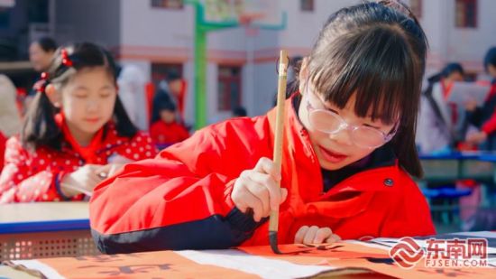 �ֳ�ѧ��������д��������������ý������ ��ͼ