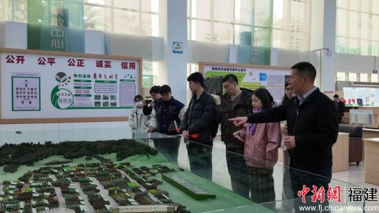 ����������Ա������ʵ���ӽ��ܻ��ܼ�ɢ����