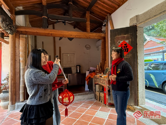 健康科普短视频拍摄现场(东南网记者 李霖 摄) 健康科普短视频拍摄现场(东南网记者 李霖 摄)