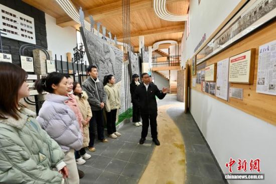 ͼΪ2��9�գ�֣��´������ڲι۴���ġ�֣�����ģ�ݡ������������� ������ ��