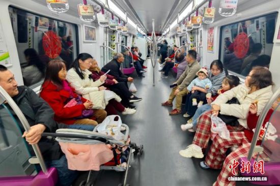 2��18�գ��������ݣ�������ѳ����������С���������� ������ ��