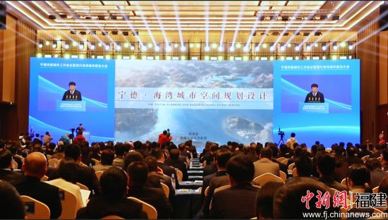 ¡¡¡¡½éÉܺ£Íå³ÇÊÐ¿Õ¼ä¹æ»®Éè¼ÆÓйسɹû¡£Ò¶½ðÇï Éã ¡¡¡¡½éÉܺ£Íå³ÇÊÐ¿Õ¼ä¹æ»®Éè¼ÆÓйسɹû¡£Ò¶½ðÇï Éã