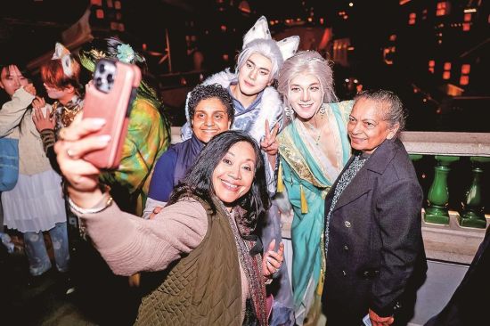 �����ڼ䣬����ο���������Ͼ����빤����Ա������ ���ܷ��߹�ͼ��