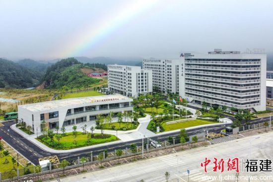 ÉϾ©¹¤ÒµÔ°Çø½¨Á¢µ³Èº·þÎñÖÐÐÄ£¬µ±ºÃÆóÒµÉú²úÉú»îµÄ¡°¹Ü¼Ò¡± Îâ¾´öÎ Éã ÉϾ©¹¤ÒµÔ°Çø½¨Á¢µ³Èº·þÎñÖÐÐÄ£¬µ±ºÃÆóÒµÉú²úÉú»îµÄ¡°¹Ü¼Ò¡± Îâ¾´öÎ Éã