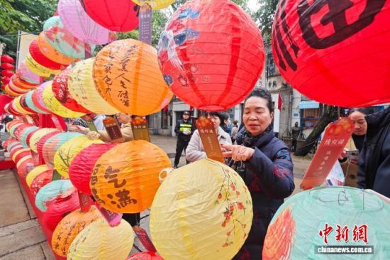 3��2�գ��������ݣ��ο�����µ��ա���������� ������ ��