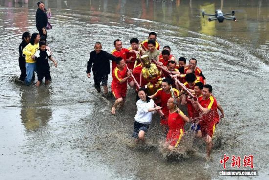 2��28�գ����ִ���ͼ����׻�ڸ���ʡ��͡��ͯ����ٺӴ���У�������̧���ϰٽ��صĹع����������ﱼ�ܴ�ת������ˮ�˷������ཬ���䡣��������� �ű� ��