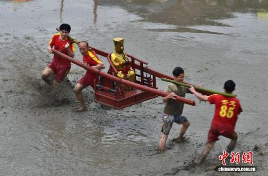 2��28�գ����ִ���ͼ����׻�ڸ���ʡ��͡��ͯ����ٺӴ���У�������̧���ϰٽ��صĹع����������ﱼ�ܴ�ת������ˮ�˷������ཬ���䡣��������� �ű� ��