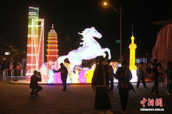 2��28������̨��������̨���ƽڻ�����԰չ�����Ϻ�����ǰ������������������ ����� ��