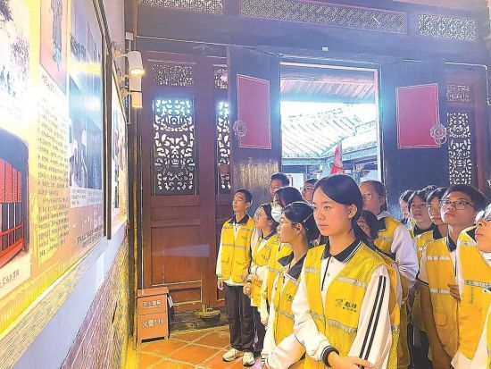 ����ѧ���߽�������ׯ�˽����ϼ��������١�������ͼƬ��