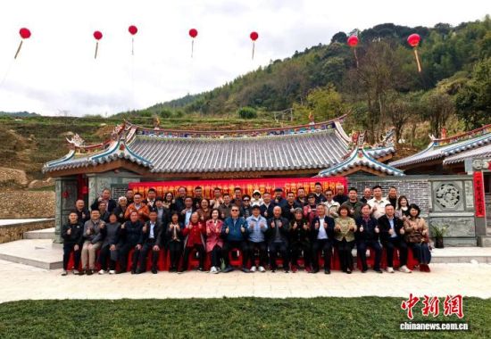 ����κ�������ڻ����̴�κ������׷Զ�ú��ա�����Ƽ ��