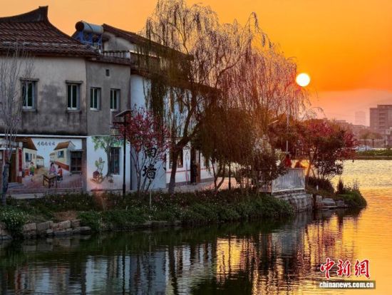 ͼΪ3��14�գ������е���β�����续����������� �ű� ��