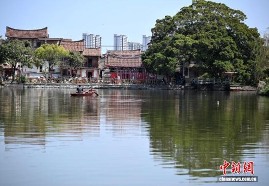 ͼΪ3��14�գ���β���ש���ȹ��ɶ��ص�ˮ�羰�ۡ���������� �ű� ��