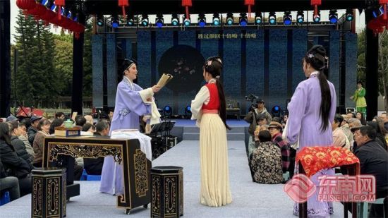 ��������ĩϷ��ꡱ��Ϊ������ο͵���ĩ������ȥ�� ׯ���