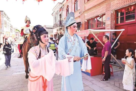 ���彭���ϹŽ֣���������԰Ϸ�ȷ����ַ�չ�ݣ�Ϊ����Ժ�С�����ʡ�������ͼƬ��