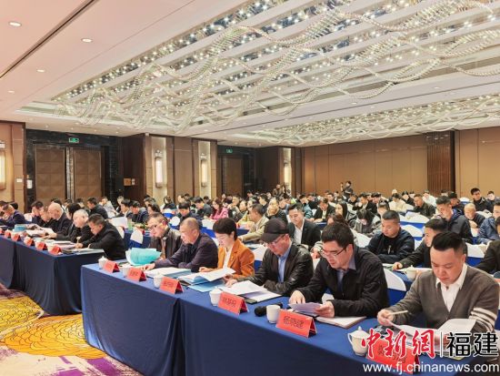 �����ֳ���Ҷ���� ��