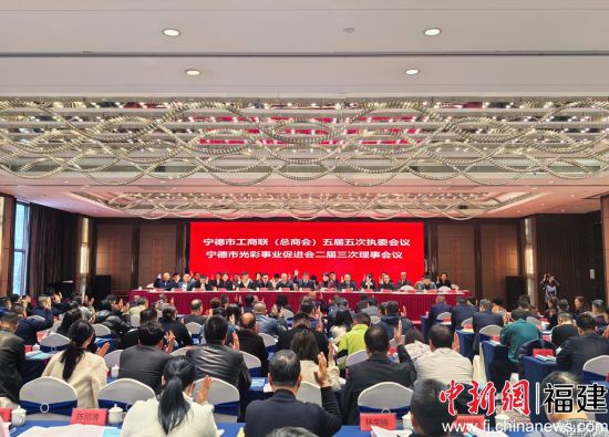 ���ֱ����ֳ���Ҷ���� ��