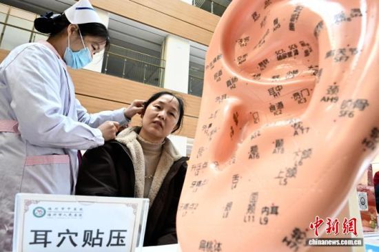 ͼΪ�����ڻ�������Ѩ��ѹ����������� �ű� ��