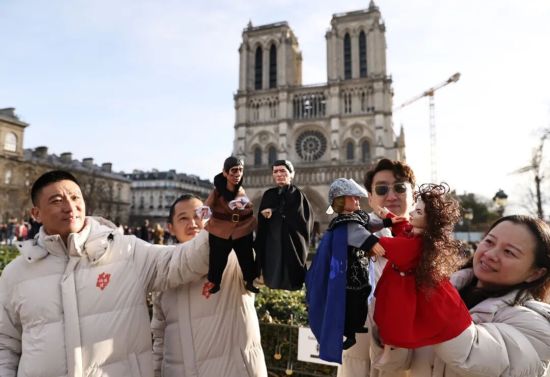 ���ݲ���ľżϷ�ڰ���ʥĸԺ���� �»������ �߾� ��