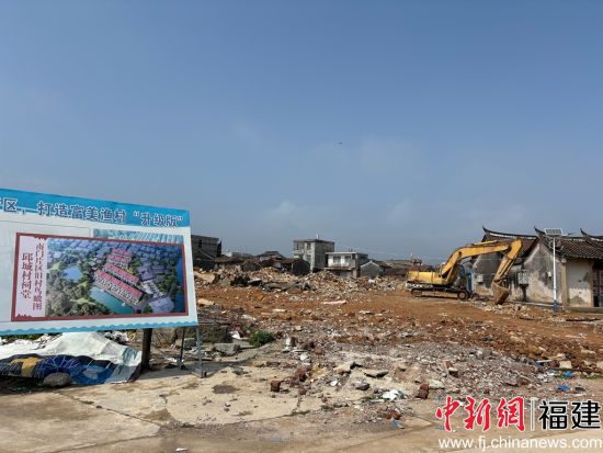 ·¿ÎÝÒѾȫ²¿²ð³ý£¬½øÈëÍÁµØÆ½Õû½×¶Î ·¿ÎÝÒѾȫ²¿²ð³ý£¬½øÈëÍÁµØÆ½Õû½×¶Î