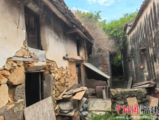 Æ¬ÇøÔò£º·¿ÎÝÆÆ¾É¡¢µÀ·ÏÁÕ Æ¬ÇøÔò£º·¿ÎÝÆÆ¾É¡¢µÀ·ÏÁÕ