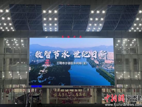 ͼΪɳ������ˮ������Ӱչ�塣ɳ����ˮ���ֹ�ͼ