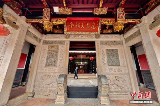 3��20�գ��������ţ��οͲιۼ��������á���������� ������ ��