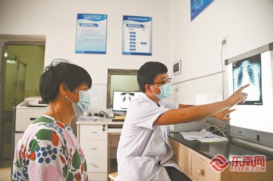 ´åÃñÔÚÈýÃ÷ÊÐÉ³ÏØÇø¸ßÇÅÕòÎÀÉúÔº¾ÍÕï¡£ ´åÃñÔÚÈýÃ÷ÊÐÉ³ÏØÇø¸ßÇÅÕòÎÀÉúÔº¾ÍÕï¡£