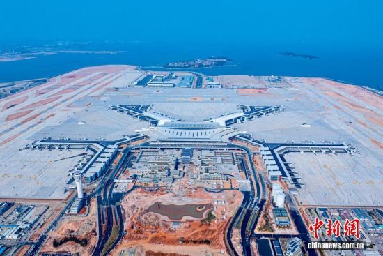 3��24�գ����и�����ڽ����еĸ��������谲���ʻ����������˻���Ƭ����������� ������ ��