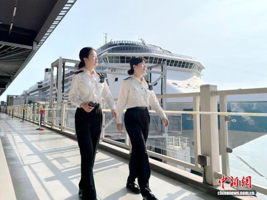 ͼΪ�������ָۺ��ؼ�ܽ�����������ĸ�ۺ��ߡ����� ��