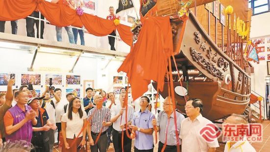 ������������������������ϣ������α�Ϊͬ�������Ƶ�1919����������ʽ�еġ������š�ģ�ͼ��ʡ�