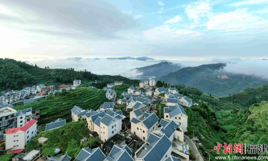 图为白交祠村的早晨。夏海滨 摄 图为白交祠村的早晨。夏海滨 摄