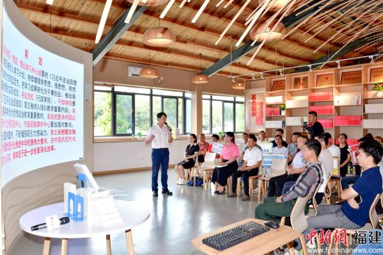图为高山党校培训。 夏海滨 摄 图为高山党校培训。 夏海滨 摄