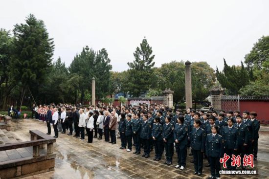 ��ɨ��Ա��������ս�������ʿĹǰ�廳���ҡ��ⵤ�� ��