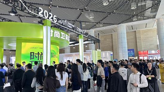 第22届南安卫浴五金展现场,水暖五金、智能马桶、浴室柜、阳台空间等展出,吸引国内外客商前来采购。东南网记者 陈诗婷 摄 第22届南安卫浴五金展现场,水暖五金、智能马桶、浴室柜、阳台空间等展出,吸引国内外客商前来采购。东南网记者 陈诗婷 摄