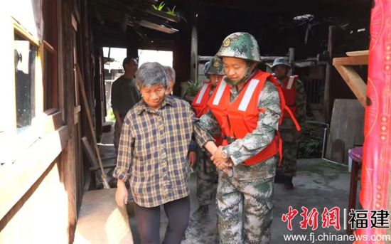 ͼΪÑÝÁ·ÏÖ³¡¡£½«ÀÖÏØË®Àû¾Ö¹©Í¼ ͼΪÑÝÁ·ÏÖ³¡¡£½«ÀÖÏØË®Àû¾Ö¹©Í¼