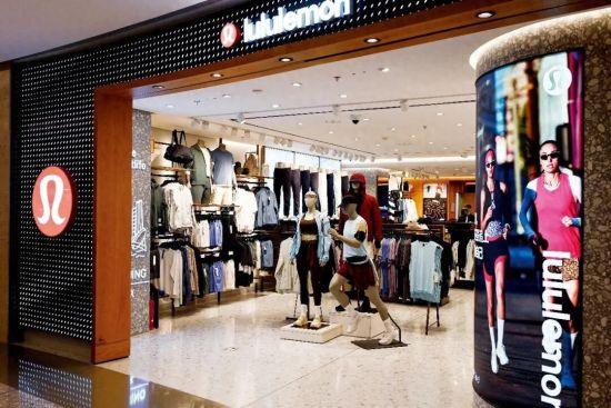 Lululemon�ŵ꼰���ڲ�Ʒ ͼ/�Ӿ��й�