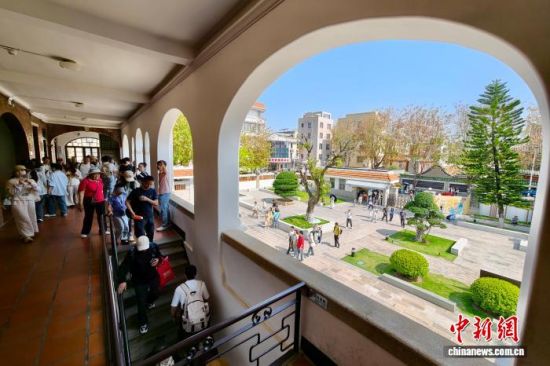 5��1�գ��������ţ��ο��ڼ������ι۳¼θ������ʾӡ���������� ������ ��