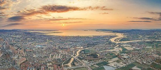 ľ��Ϫ�뺣�ں����� ���� ��
