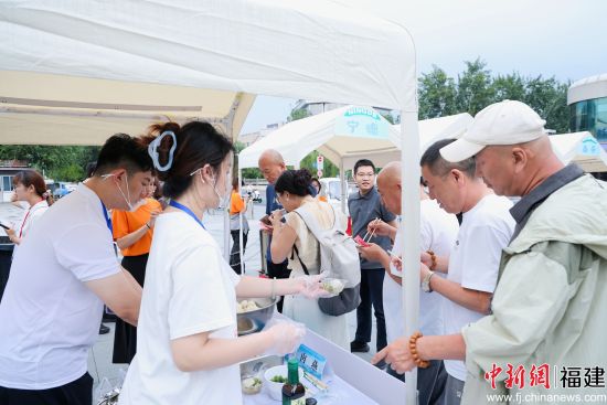 图为“来清新闽东北 畅享山海福气”2026年闽东北协同发展区文旅推介交流活动(山东济南专场)现场。福州市文化和旅游局 供图 图为“来清新闽东北 畅享山海福气”2026年闽东北协同发展区文旅推介交流活动(山东济南专场)现场。福州市文化和旅游局 供图