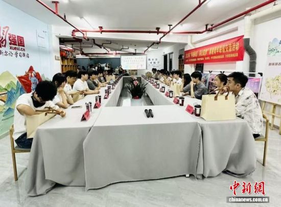 8��3����6�գ���Ѱ��������ͬ�����Ρ����׽�����ڸ���ʡ�����оٰ졣ͼΪ�����������꽻����ֳ��������� ��