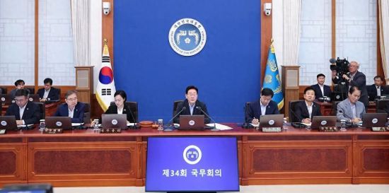 ����ʱ��2026��8��4�գ�������ͳ������������̨���ֹ�����顣ͼ/�Ӿ��й�