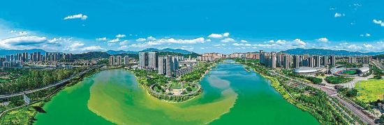 俯瞰长乐营前。 姜亮 摄 俯瞰长乐营前。 姜亮 摄