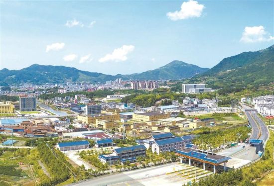 柘荣县生物医药循环经济产业园。魏发松 摄 柘荣县生物医药循环经济产业园。魏发松 摄