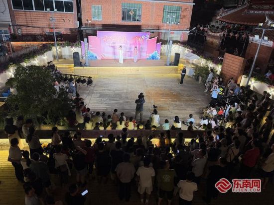 《陈三五娘》沉浸式实景演出。东南网见习记者 薛逸群 摄 《陈三五娘》沉浸式实景演出。东南网见习记者 薛逸群 摄