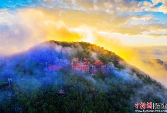 位于洛江区马甲镇的仙公山风景名胜区 位于洛江区马甲镇的仙公山风景名胜区