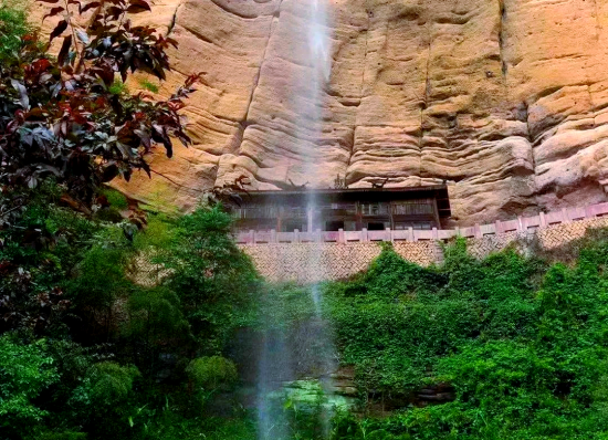 武夷山水帘洞山场 武夷山水帘洞山场