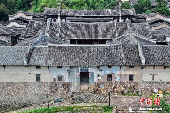 9月15日,航拍福建省永泰县竹头寨。中新社记者 王东明 摄 9月15日,航拍福建省永泰县竹头寨。中新社记者 王东明 摄