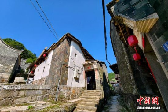 9月17日,岭兜村古厝。中新社记者 王东明 摄 9月17日,岭兜村古厝。中新社记者 王东明 摄