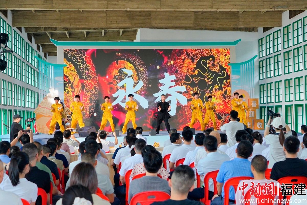 白鹤拳表演《鹤舞永春》 白鹤拳表演《鹤舞永春》