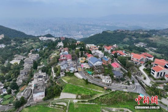 9月23日,航拍福州鼓岭。(无人机照片)中新社记者 王东明 摄 9月23日,航拍福州鼓岭。(无人机照片)中新社记者 王东明 摄